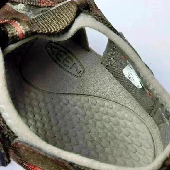 KEEN Youth Newport H2 Waterproof Hiking Sandals Sz 4 - Picture 8 of 12
